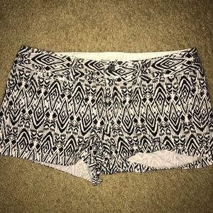 American Eagle shortie shorts